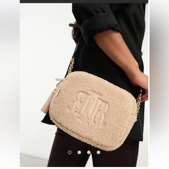 River Island ASOS London brand cross body terry bag with chain detail. NWOT - Picture 3 of 12